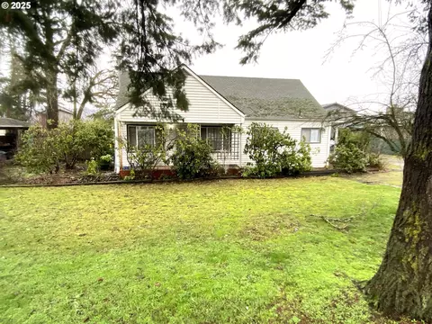 7076 Main St, Springfield, OR 97478 photo 1