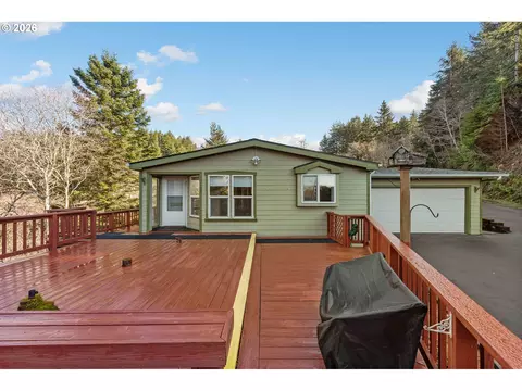 65759 E Bay Rd, North Bend, OR 97459