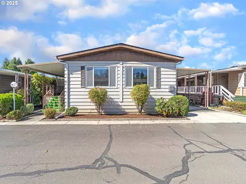 2901 E 2nd St #77, Newberg, OR 97132