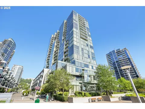 841 S Gaines St #445, Portland, OR 97239
