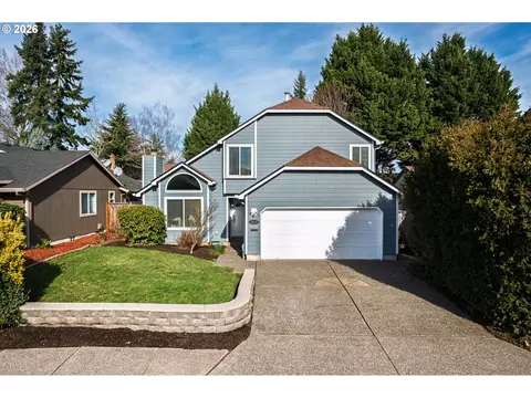 8670 SW Stratford Ct, Tigard, OR 97224