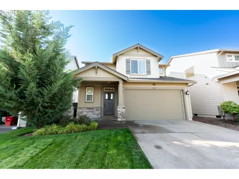 2152 Silverstone Dr, Forest Grove, OR 97116