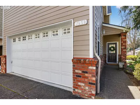 7856 SW 31st Ave #7, Portland, OR 97219