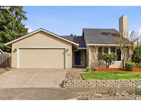 21634 SW Columbia Dr, Tualatin, OR 97062