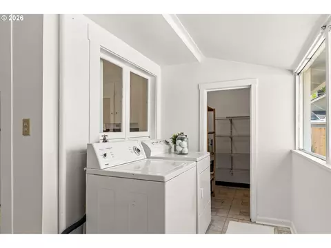Other - 257 W 15th Ave, Eugene, OR 97401 photo 3 of 10