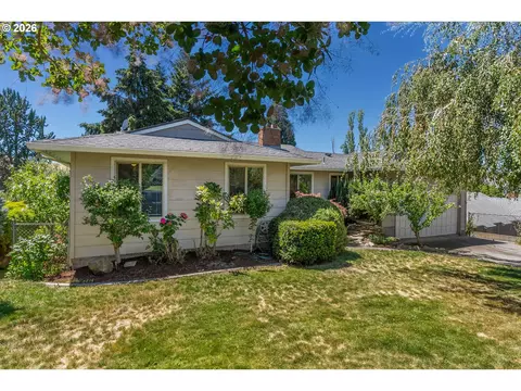 527 Summit Ridge Dr, The Dalles, OR 97058