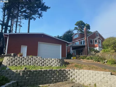 1715 NW 35th Pl, Lincoln City, OR 97367