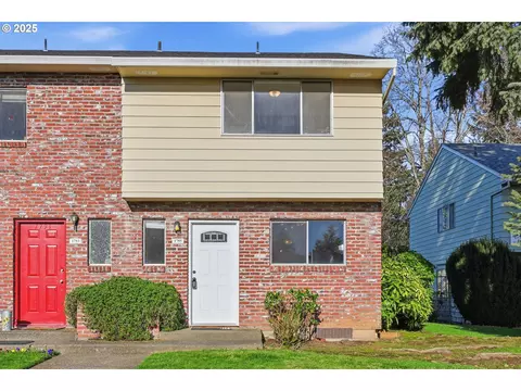1795 NE 19th St, Gresham, OR 97030