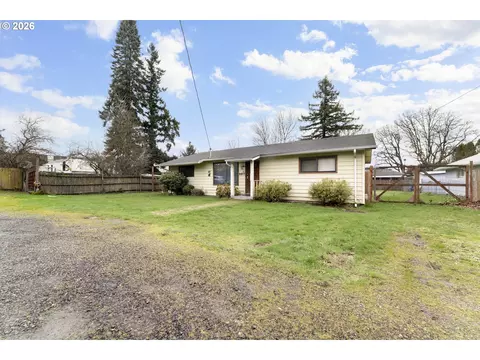 9477 SE Maloney Pl, Happy Valley, OR 97086