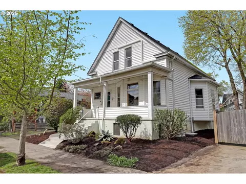 535 NE Monroe St, Portland, OR 97212
