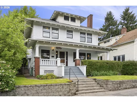 4723 SE Taylor St, Portland, OR 97215