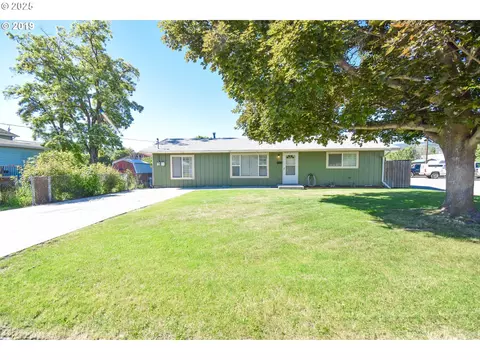 1412 T Ave, La Grande, OR 97850