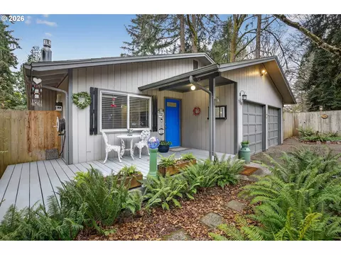 19138 Pilkington Rd, Lake Oswego, OR 97035