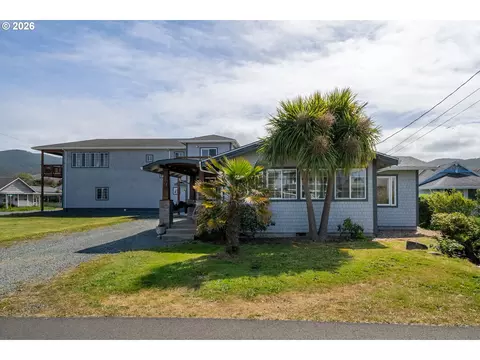 114 S Beacon St, Rockaway Beach, OR 97136