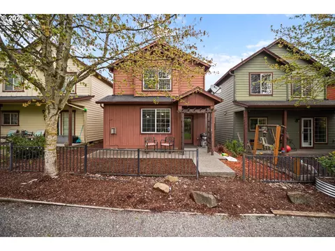 33590 SE Dill Pl, Scappoose, OR 97056