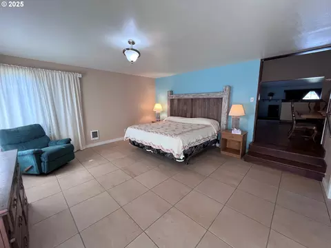 311 Deschutes St, Wasco, OR 97065