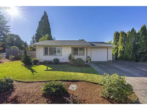 277 E 13th St, Lafayette, OR 97127