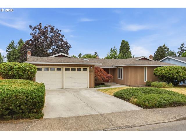 20450 SW Deline St, Beaverton, OR 97078