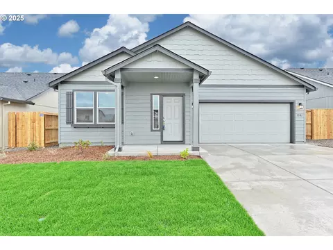 5204 Holly, Springfield, OR 97478