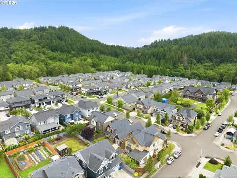 View/Area - 2481 SW 41st St, Gresham, OR 97080 photo 2 of 2