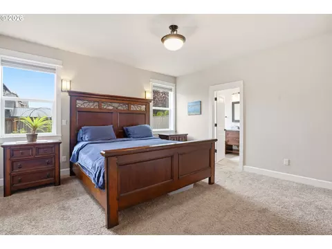 Bedroom - 2481 SW 41st St, Gresham, OR 97080 photo 1 of 2