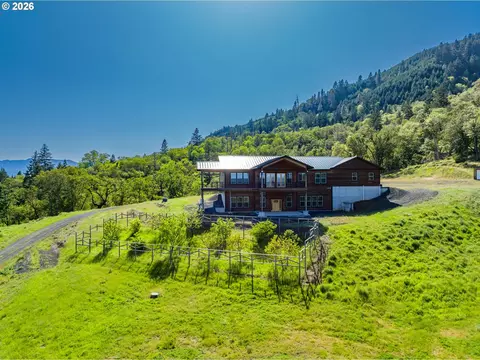 Exterior - 1757 Riddle By Pass Rd, Riddle, OR 97469 photo 6 of 6