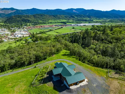 View/Area - 1757 Riddle By Pass Rd, Riddle, OR 97469 photo 1 of 3