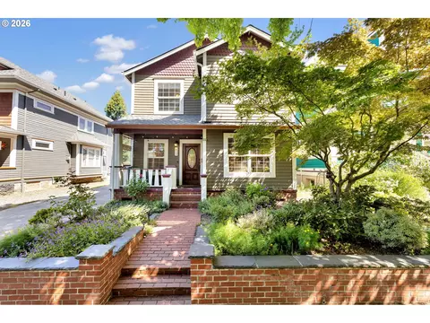 412 W 21st St, Vancouver, WA 98660
