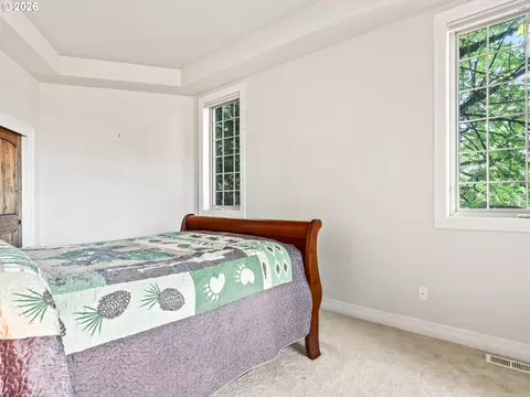 Bedroom - 4617 SE Honors Pl, Gresham, OR 97080 photo 4 of 7