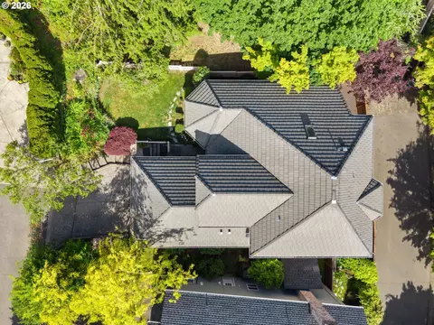 View/Area - 367 Spyglass Dr, Eugene, OR 97401 photo 7 of 8