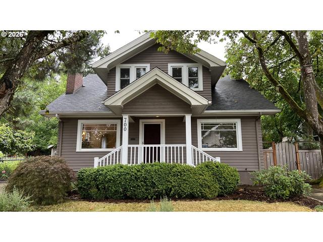700 SE 61st Ave, Portland, OR 97215