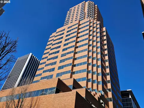 1414 SW 3rd Ave #2104, Portland, OR 97201