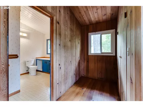 Entry Way - 2890 Chambers St, Eugene, OR 97405 photo 3 of 4