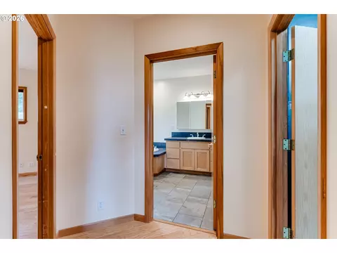 Entry Way - 2890 Chambers St, Eugene, OR 97405 photo 1 of 4