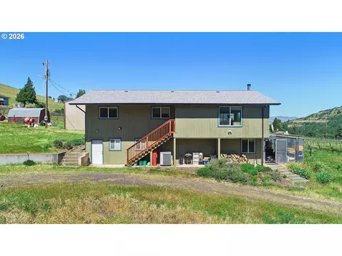 5073 Chenoweth Rd, The Dalles, OR 97058