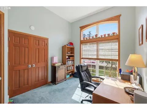 Other - 705 S 68th Pl, Springfield, OR 97478 photo 6 of 8