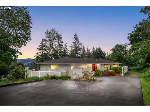 16020 SE Monner Rd, Happy Valley, OR 97086