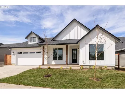 25304 Christopher Ln, Veneta, OR 97487