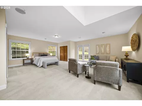 Bedroom - 1407 SW Walters Dr, Gresham, OR 97080 photo 1 of 6