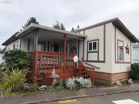 16901 SE Division St #36, Portland, OR 97236