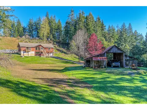 94263 Matheny Creek Ln, Myrtle Point, OR 97458