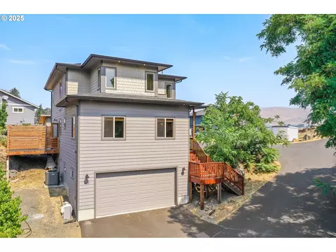 601 Lincoln St, The Dalles, OR 97058