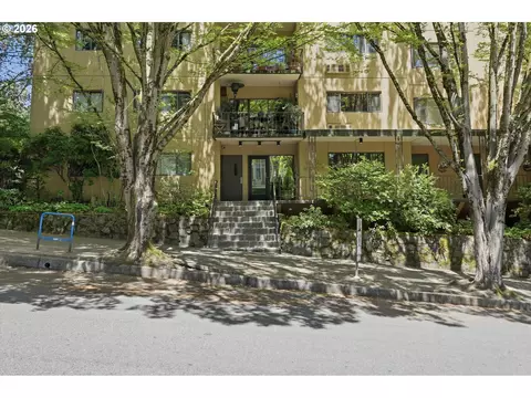 2021 SW Main St #41, Portland, OR 97205
