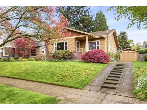 3366 NE Oregon St, Portland, OR 97232