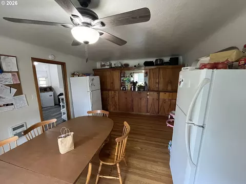 1022 Horn Ln, Eugene, OR 97404 photo 5