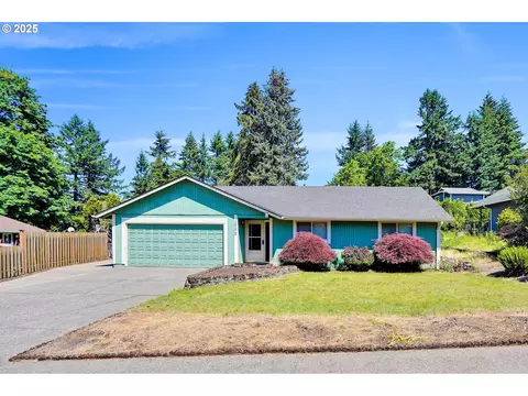 1822 Kent Ave, Stayton, OR 97383