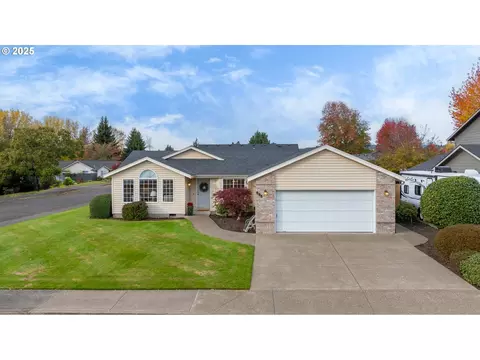 695 SW Westview Dr, Mcminnville, OR 97128