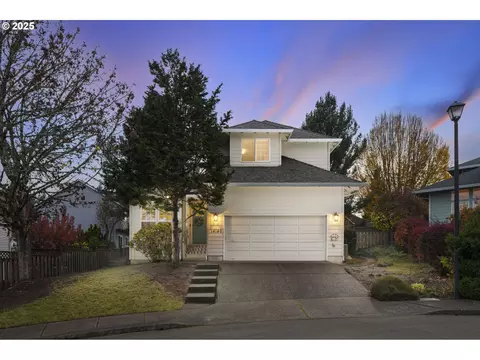 14140 SW Chehalem Ct, Tigard, OR 97223