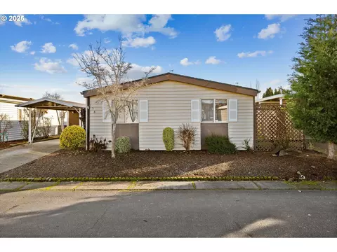 4730 Auburn Rd #158, Salem, OR 97301