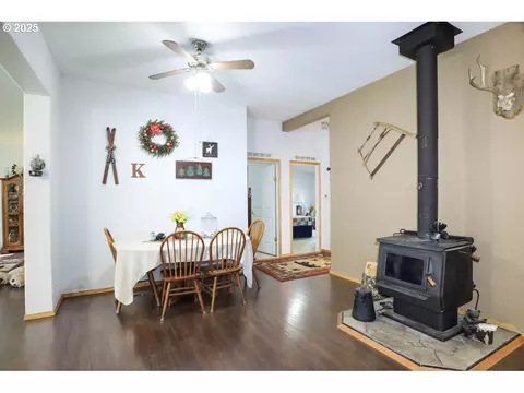 Dining - 32290 Rice Rd, Unity, OR 97884 photo 1 of 1